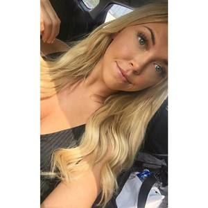 Meet your Posher, Katelyn